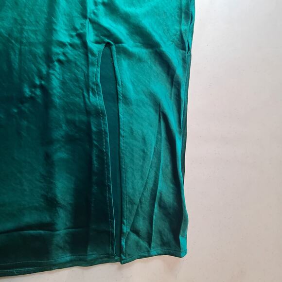 Justify Forest Green Cowl Neck Midi Satin Dress Spaghetti Strap Size M NEW 2719 - Picture 10 of 13